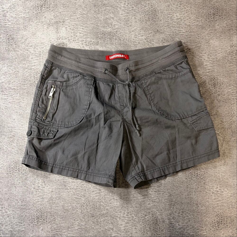 Gray Utility Y2k Cargo High Rise Shorts